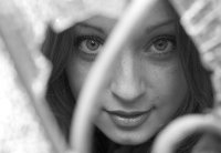 Погледът II; Коментари:16