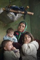 Баба с гладни внучета, 2007; Коментари:27