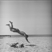 Играта "Прескочи децата" :-); comments:2