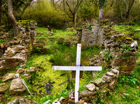Край руините на старата църква; comments:1