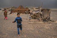 Дъжд и пясъчна буря. Берберски номади в пустинята Сахара, Мароко; Коментари:3