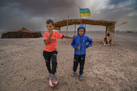 Дъжд и пясъчна буря. Берберски номади в пустинята Сахара, Мароко; Коментари:7