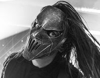 зад маска; Коментари:2