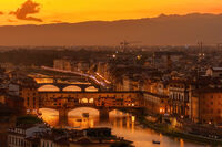 Залезна Флоренция; Коментари:7