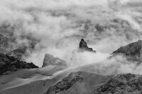 В облаците; Коментари:30