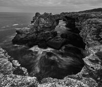 Камен бряг - The Sleeping Dragon; Коментари:5