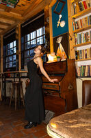 Модел:Далиа Петрова; comments:1