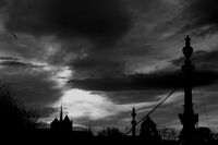 Пристъпва тихо тъма; Коментари:5