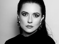 В; Коментари:3