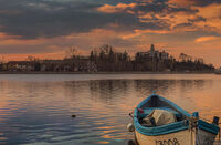 no name ( ID=2570358 ); comments:2