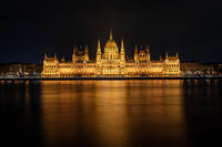 Унгарският парламент, Будапеща; Коментари:1