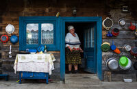 no name ( ID=2570858 ); comments:5