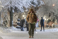 Мисли по коледа; Коментари:2