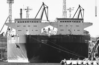 Героите са уморени; Коментари:4