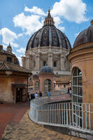 no name ( ID=2572999 ); comments:2