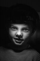 Така нося челник; No comments