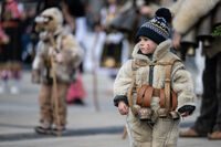 no name ( ID=2573348 ); comments:3