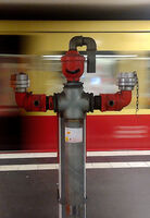 no name ( ID=2574356 ); comments:2