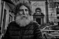 no name ( ID=2575105 ); comments:3