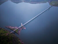 no name ( ID=2575177 ); comments:2