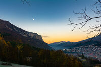 no name ( ID=2575495 ); comments:2