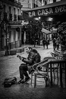 Китаристът; comments:4