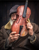 Последна струна; comments:11