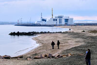 Две; Коментари:3