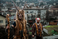 Стражите; No comments