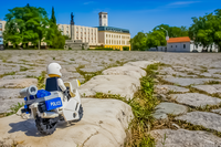 На поста си; comments:2