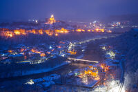 Блясък в короната; Коментари:1