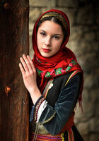 Македонско девойче; Коментари:5