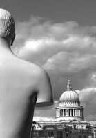 Сюрреалистично; comments:3