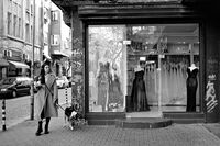 Една от тях...; Коментари:4