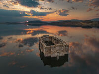 Потопена в небесата църква „Свети Иван Рилски“; Коментари:14