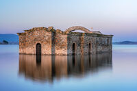 Потопената църква; comments:5