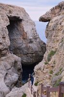 no name ( ID=2579680 ); comments:4