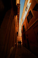 no name ( ID=2579689 ); comments:5