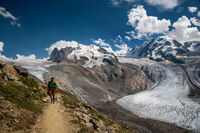 no name ( ID=2579994 ); comments:25