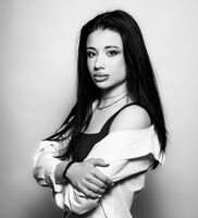 В; Няма коментари