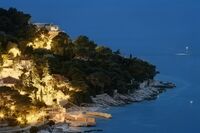 Маякът; Коментари:4