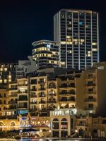 Отсреща; No comments