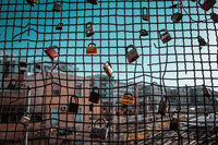 свързани; comments:5