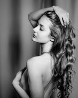 no name ( ID=2581988 ); comments:9