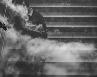 Под облаците; No comments