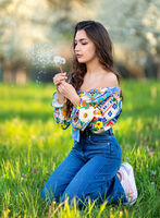 no name ( ID=2582810 ); comments:4