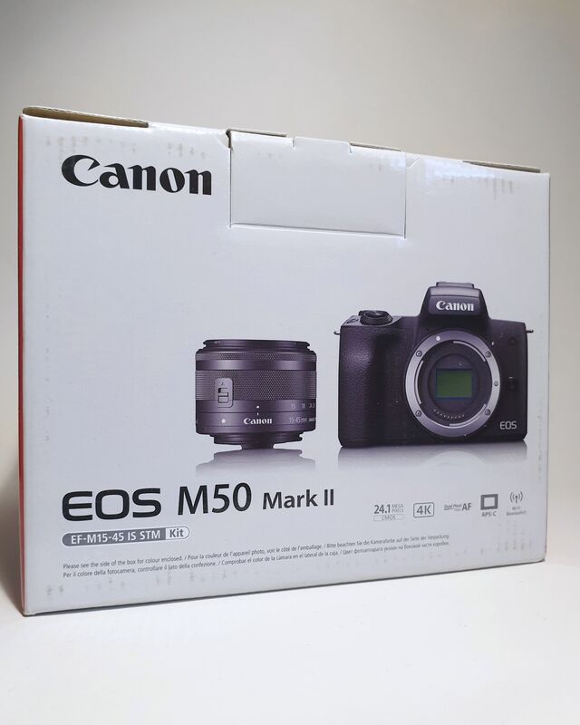 Продава Canon M50 Mark II + Обектив Canon EFM 1545mm + SD Lexar 64