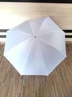 Бял дифузен чадър 105 см. Използван.