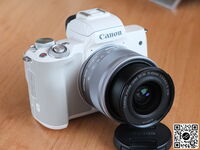 Canon M50 [WiFi, 4K] + 15-45mm IS STM [Отличен] Безогледален За Снимки Видео Влогване
