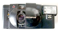 Olympus XA2 + светкавица